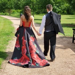 Sherri hill prom dress